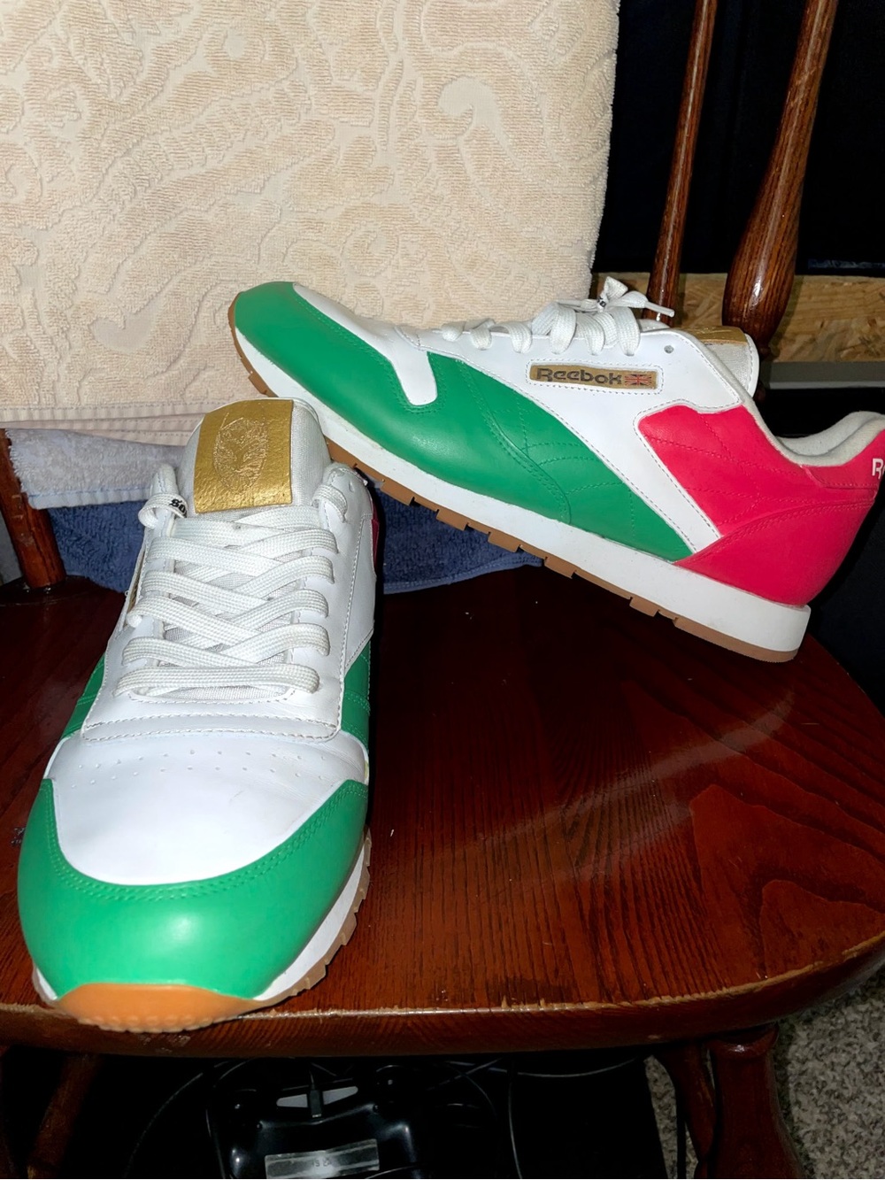Reebok Classic Leather WWE Sin Cara